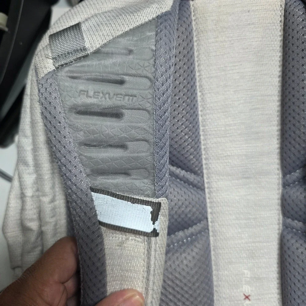 The North Face Borealis Backpack Heather Gray FlexVent OS Hiking Travel Outdoor